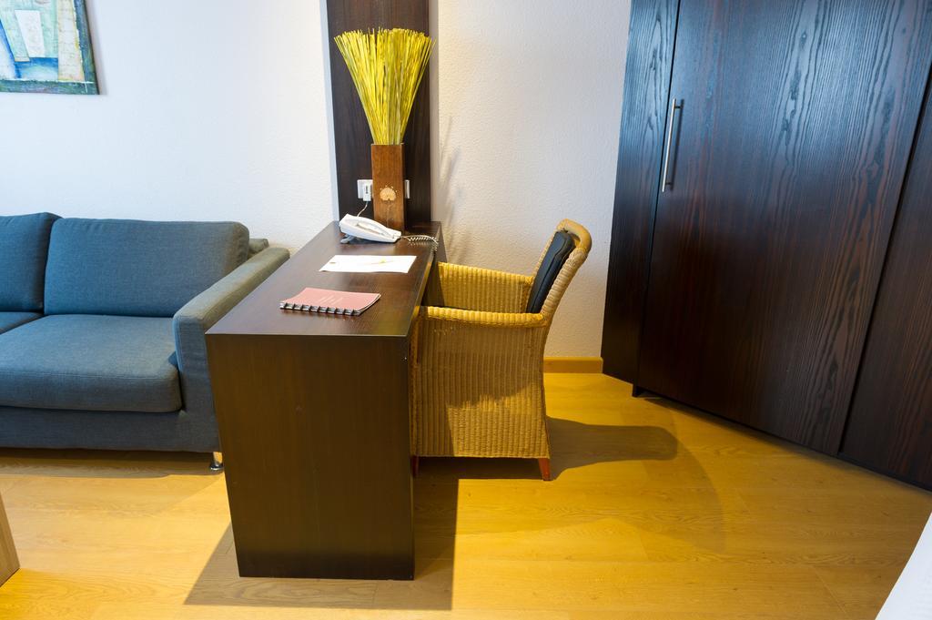 Cottage Logis Hotel - Restaurant Dudelange Δωμάτιο φωτογραφία