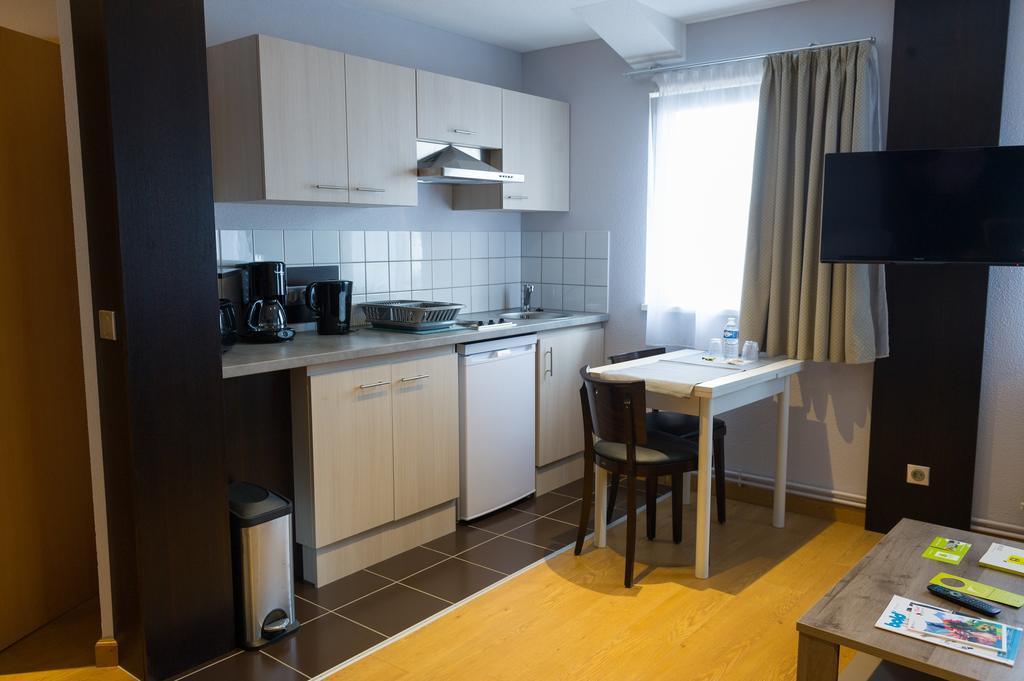 Cottage Logis Hotel - Restaurant Dudelange Δωμάτιο φωτογραφία