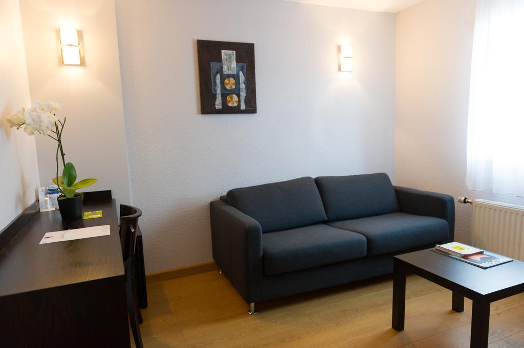Cottage Logis Hotel - Restaurant Dudelange Εξωτερικό φωτογραφία