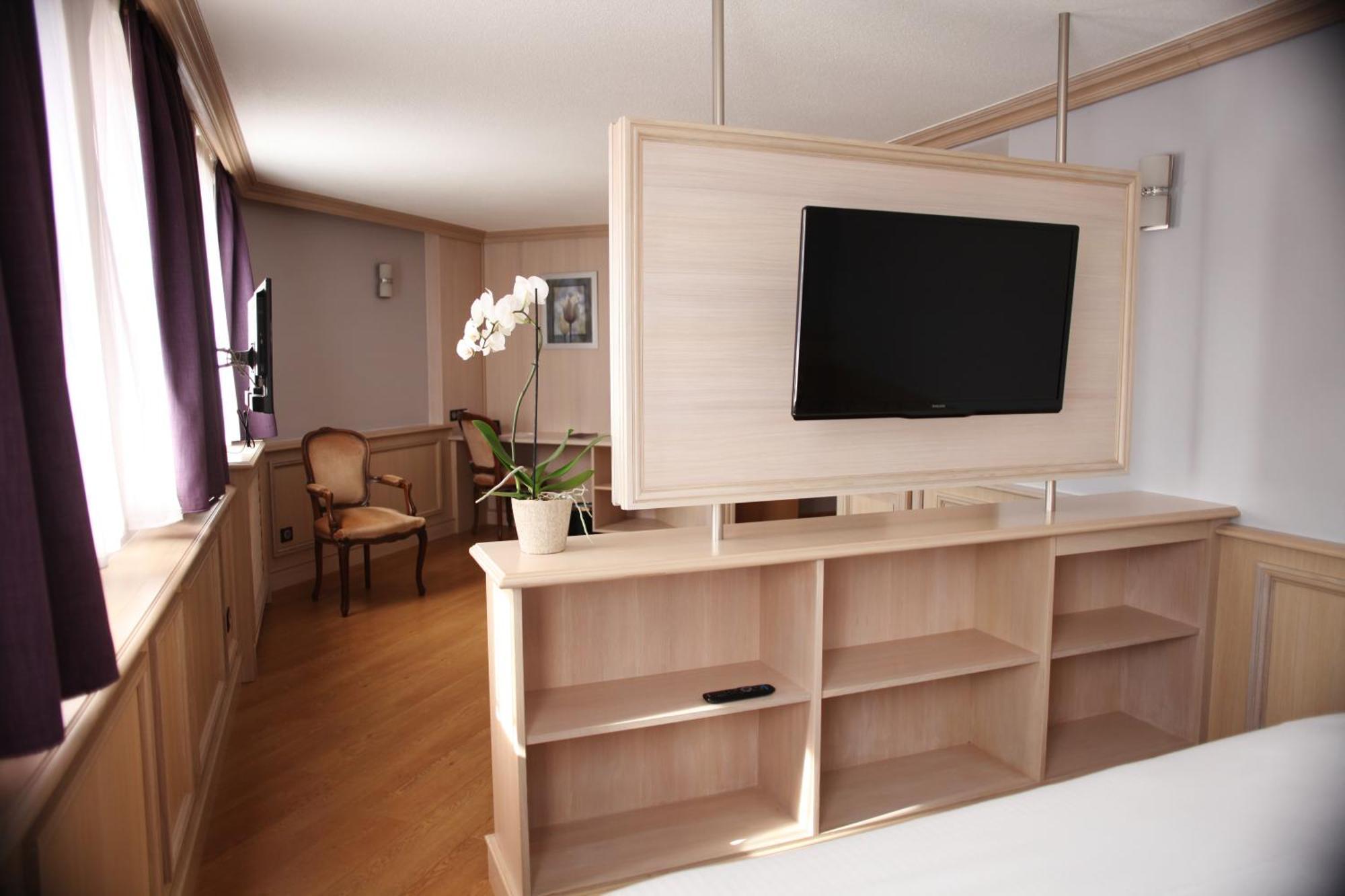 Cottage Logis Hotel - Restaurant Dudelange Εξωτερικό φωτογραφία