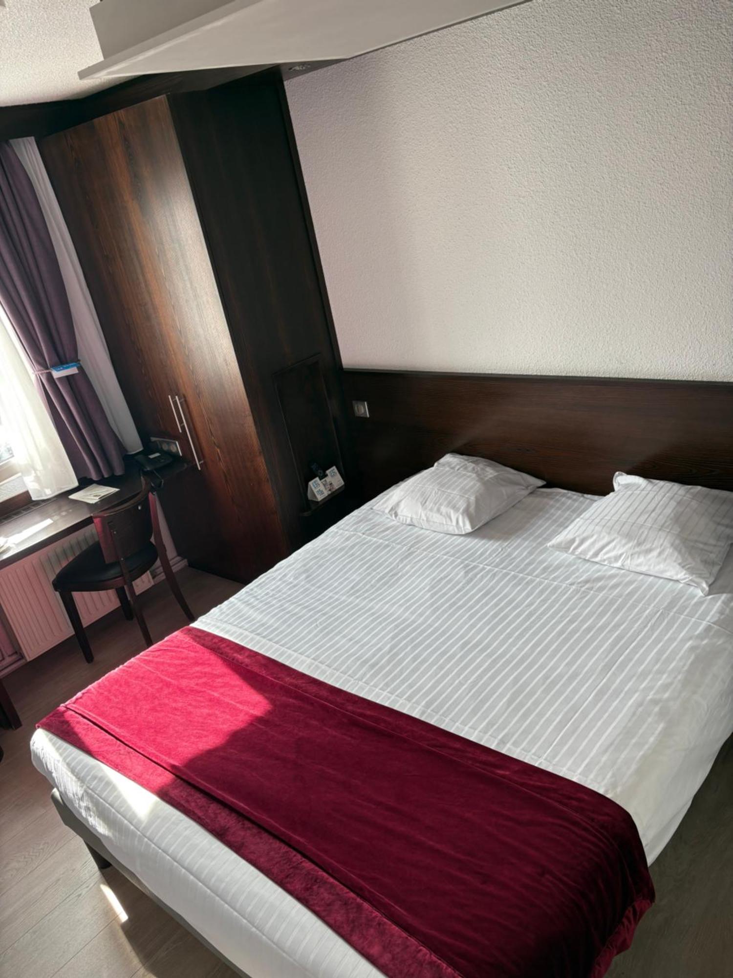 Cottage Logis Hotel - Restaurant Dudelange Εξωτερικό φωτογραφία